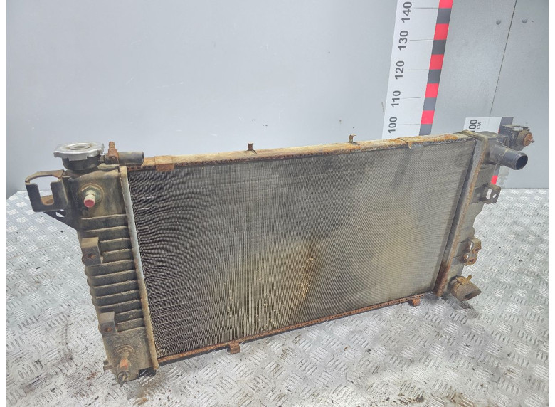 Радиатор (основной) к Chrysler Voyager, 1998г.