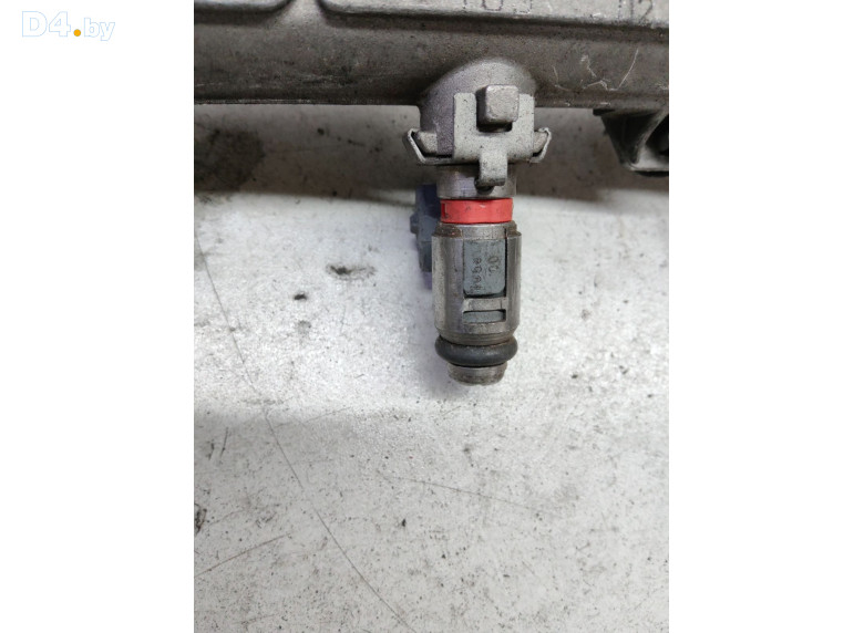 Форсунка к Volkswagen Golf 2000 г.