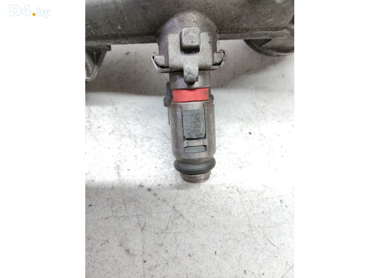 Форсунка к Volkswagen Golf 2000 г.