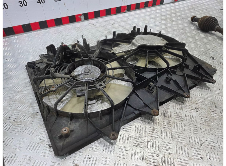 Диффузор вентилятора к Mazda CX9, 2007г.