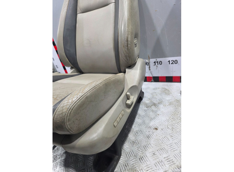Сиденье переднее левое к Mazda CX9, 2007г.