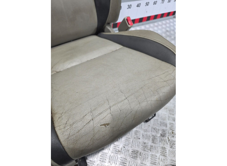 Сиденье переднее правое к Mazda CX9, 2007г.