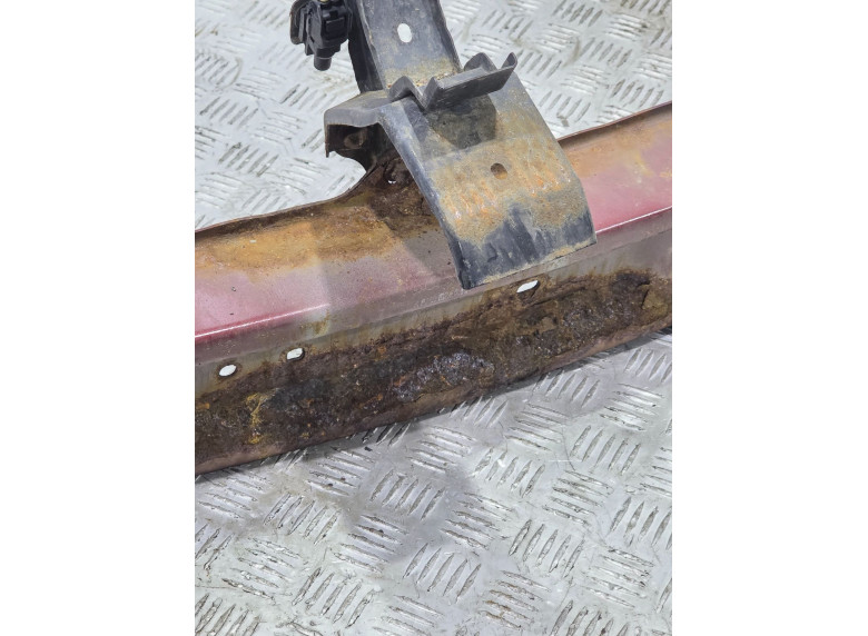 Усилитель бампера переднего к Mazda CX9, 2007г.