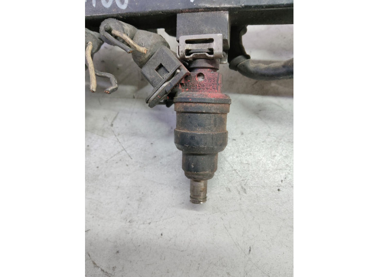 Форсунка к Audi 100, 1992г.