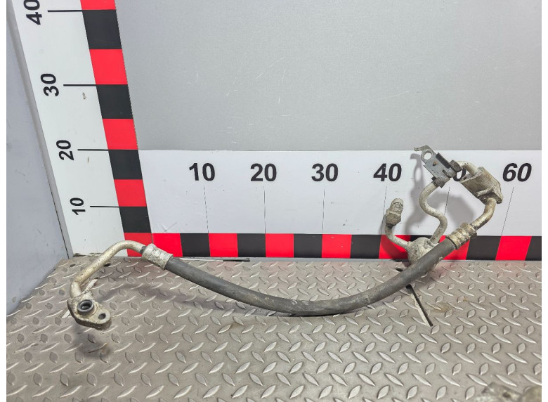 Трубка кондиционера к Mazda CX9, 2007г.