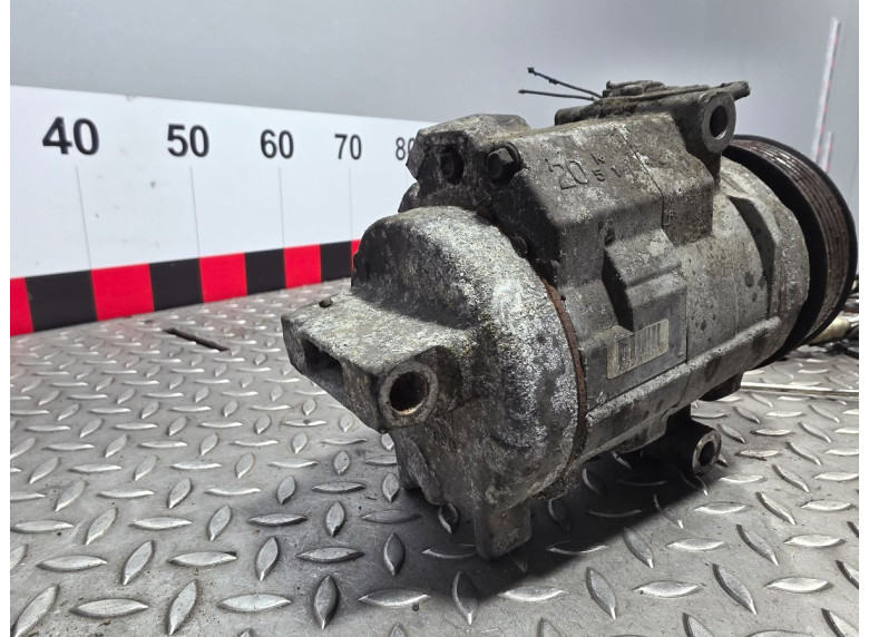 Компрессор кондиционера к Mazda CX9, 2007г.