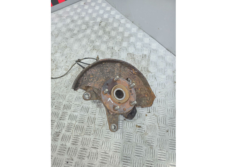 Кулак поворотный левый к Mazda CX9, 2007г.