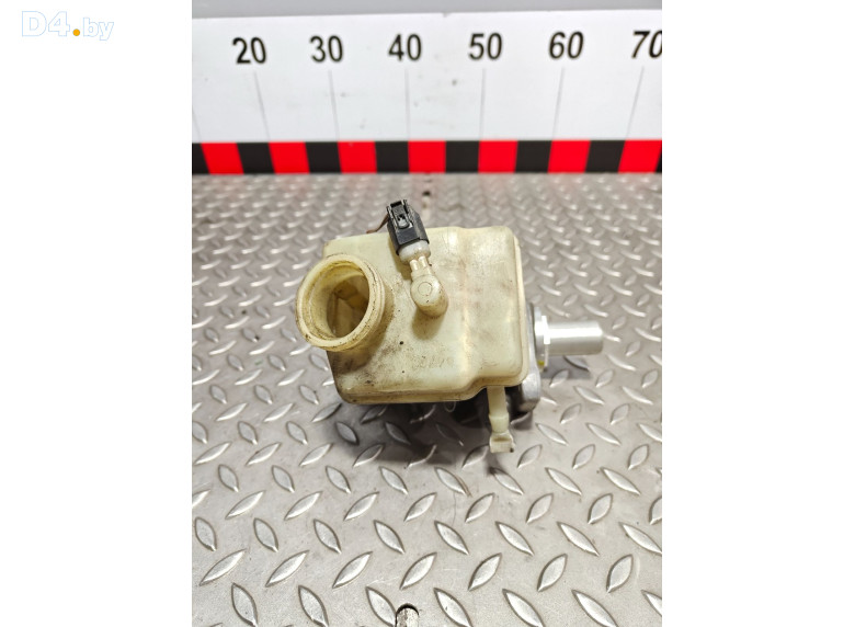 Цилиндр тормозной главный к Mercedes AW168 2003 г.