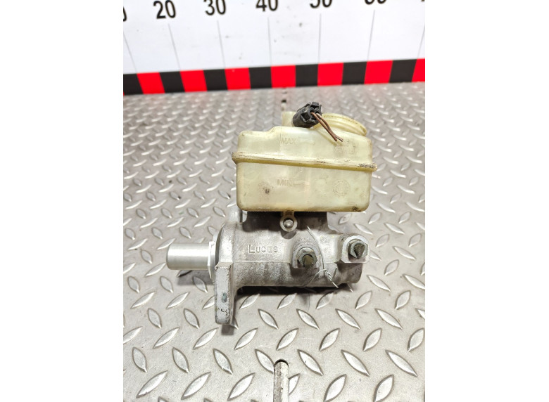 Цилиндр тормозной главный к Mercedes A W168, 2003г.