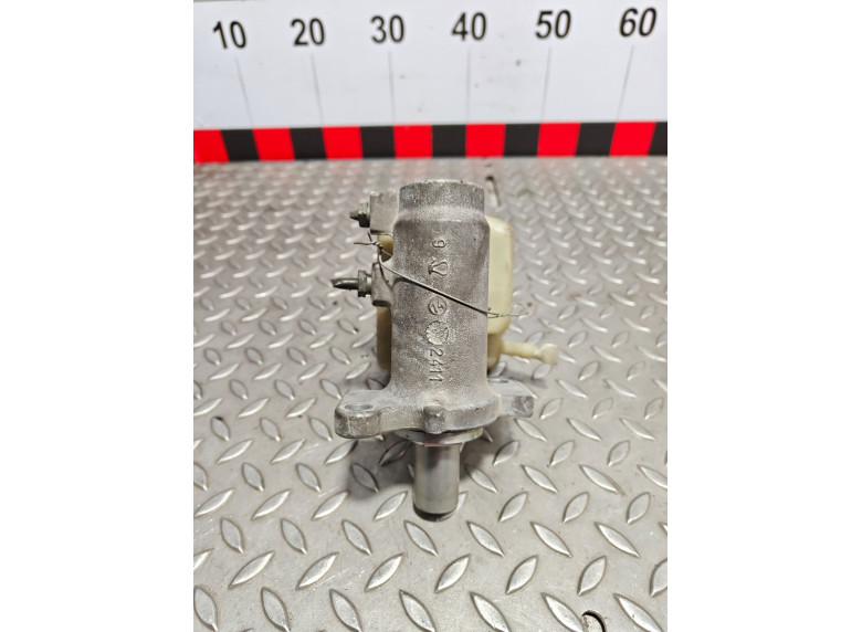 Цилиндр тормозной главный к Mercedes A W168, 2003г.