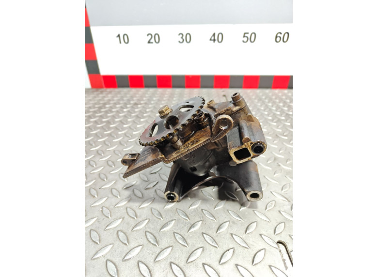 Насос масляный к Volkswagen Polo, 2005г.