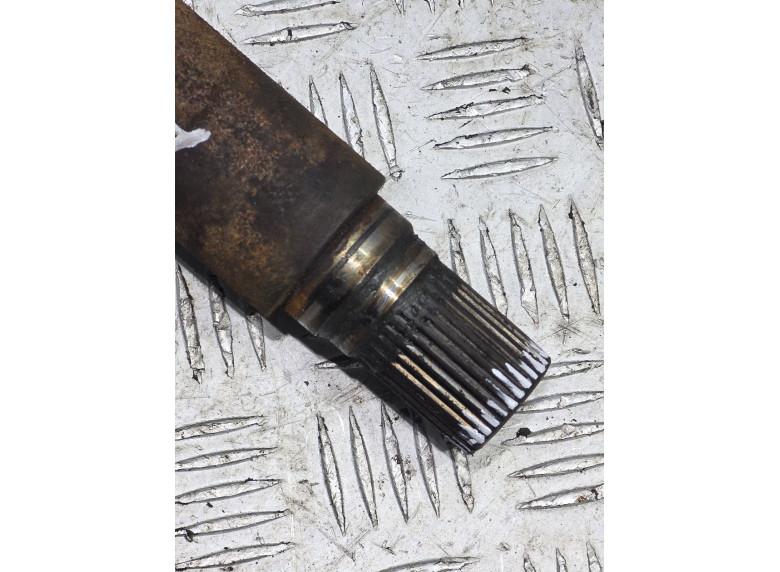 Полуось передняя правая (приводной вал, ШРУС) к Mazda CX9, 2007г.