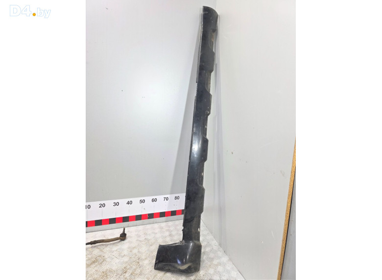 Накладка на порог наружная правая к Saturn Vue 2007 г.