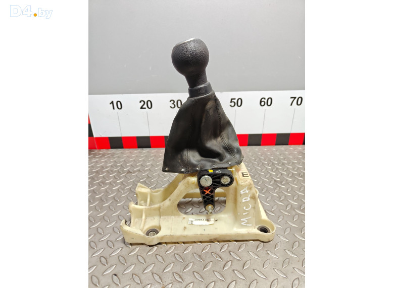 Кулиса к Nissan Pixo 2009 г.