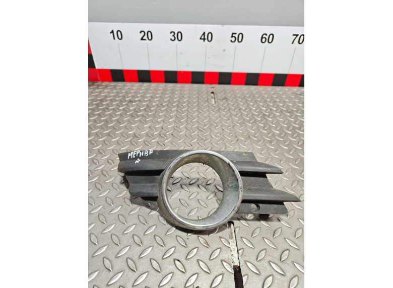 Рамка фары противотуманной правой к Opel Meriva, 2008г.
