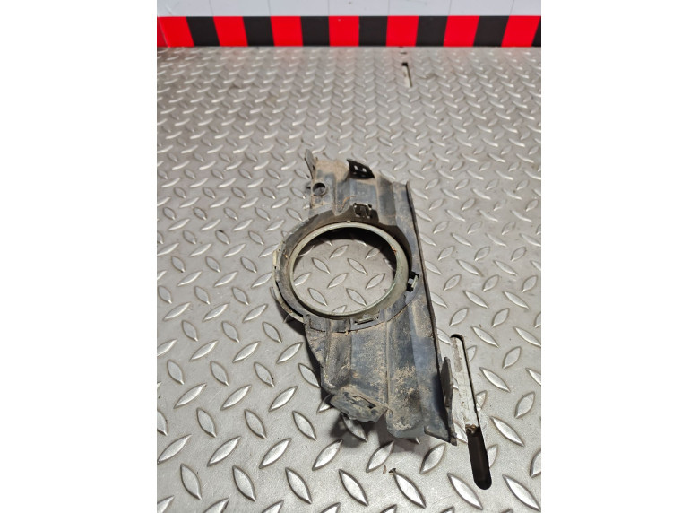 Рамка фары противотуманной правой к Opel Meriva, 2008г.