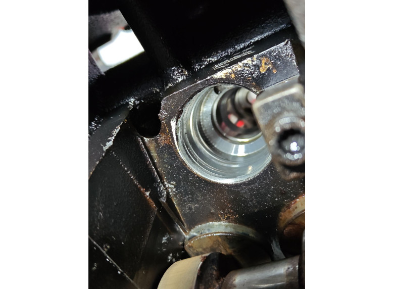 Головка блока цилиндров к Volkswagen Golf, 2002г.