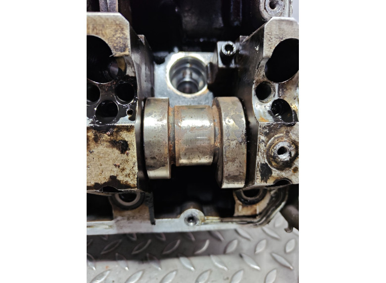 Головка блока цилиндров к Volkswagen Golf, 2002г.