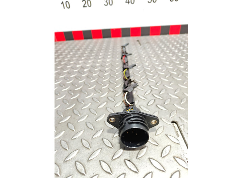 Проводка двигателя к Volkswagen Golf, 2002г.