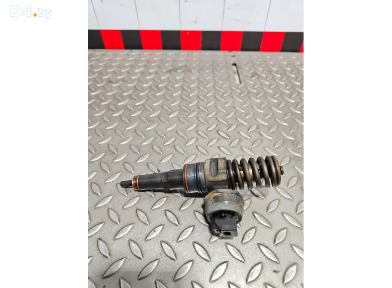 Форсунка к Volkswagen Golf 2002 г.