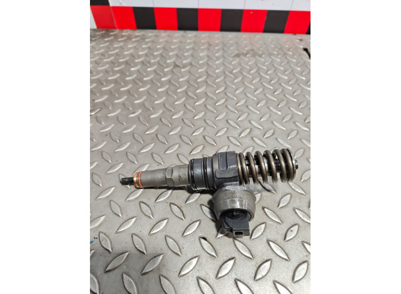 Форсунка к Volkswagen Golf, 2002г.