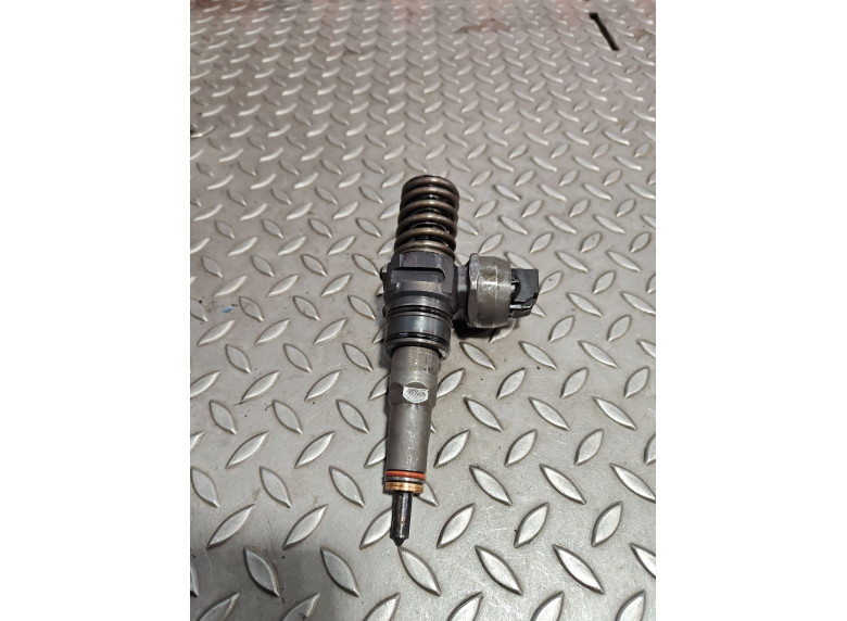 Форсунка к Volkswagen Golf, 2002г.