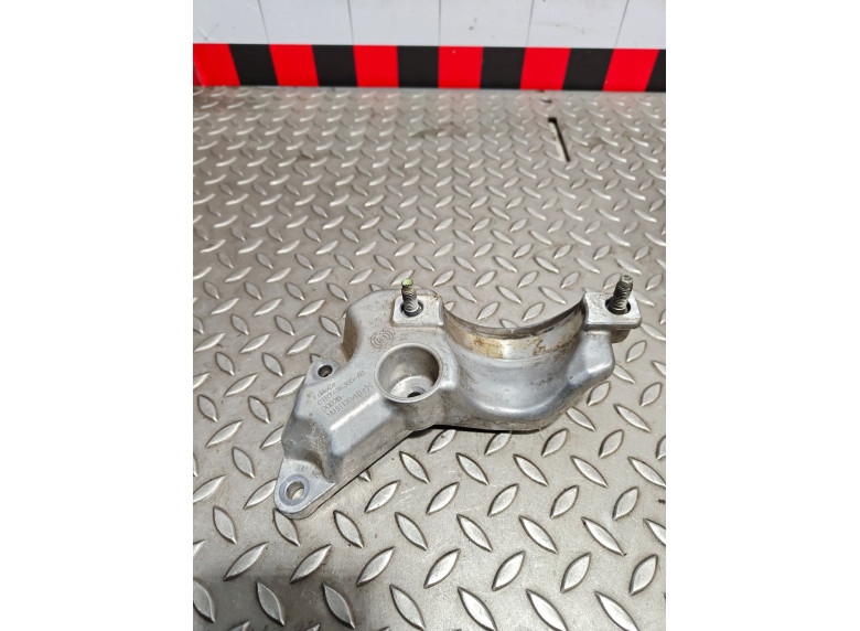 Кронштейн полуоси к Ford Fiesta, 2016г.