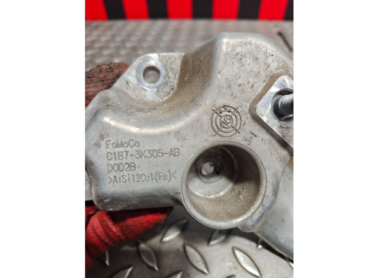 Кронштейн полуоси к Ford Fiesta, 2016г.