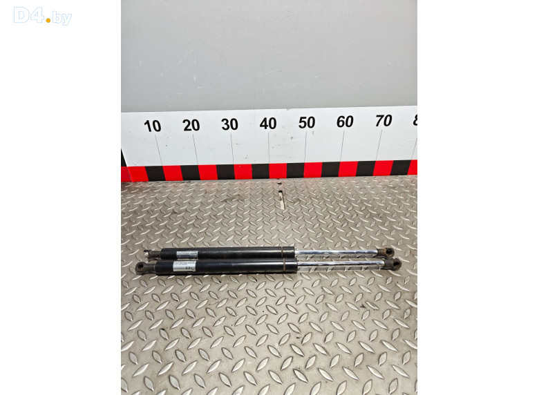 Амортизатор крышки багажника (3-5 двери) к Mazda CX9 2018 г.