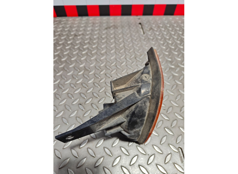 Поворотник правый к BMW 5 E34, 1994г.