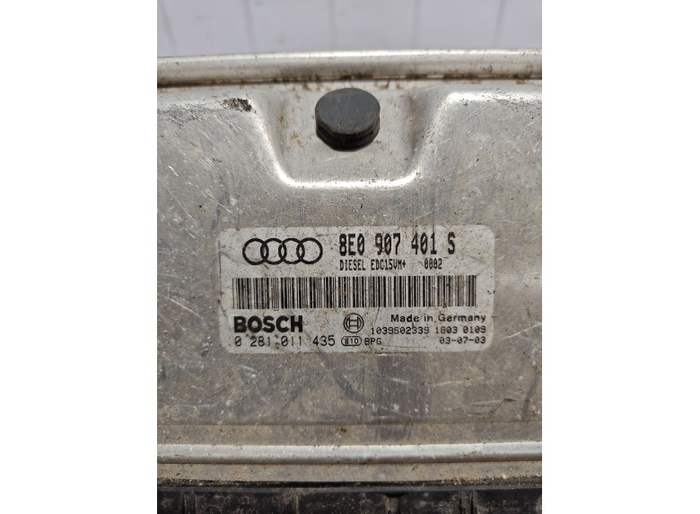 Блок управления двигателем к Audi A4, 2003г.