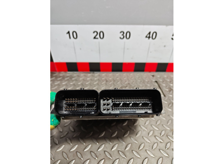 Блок управления двигателем к Audi A4, 2007г.