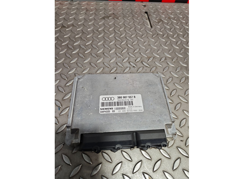 Блок управления двигателем к Volkswagen Passat, 1998г.