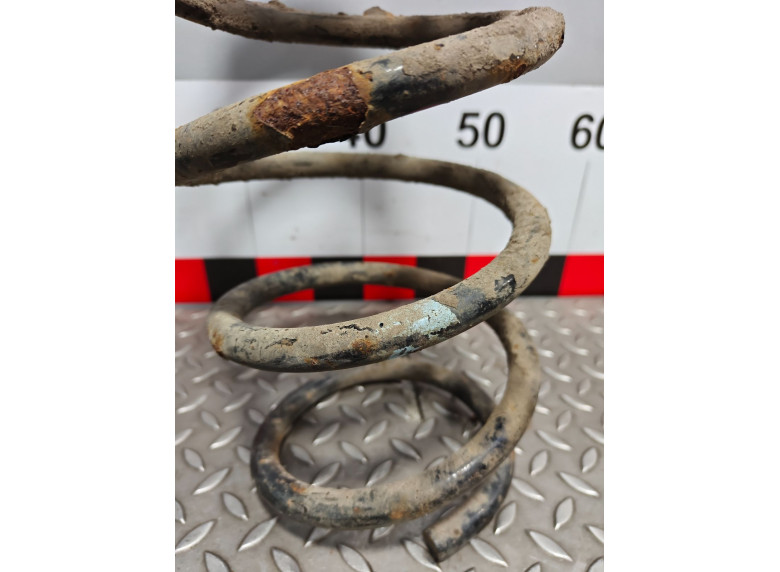 Пружина передняя к Mazda CX9, 2007г.