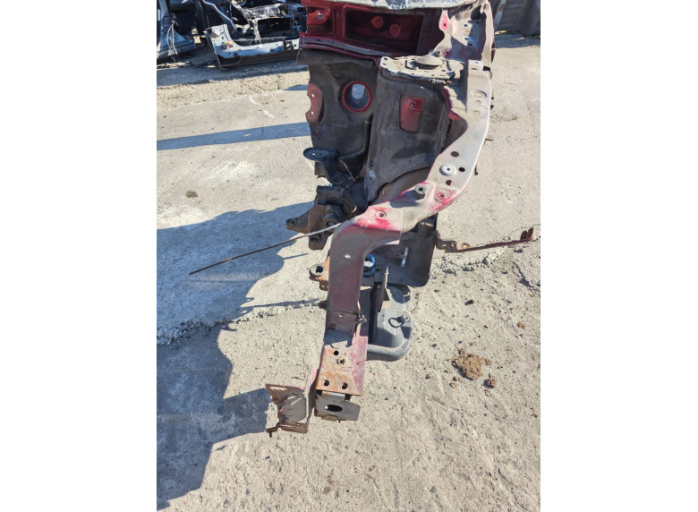 Стакан лонжерона левый к Mazda CX9, 2007г.