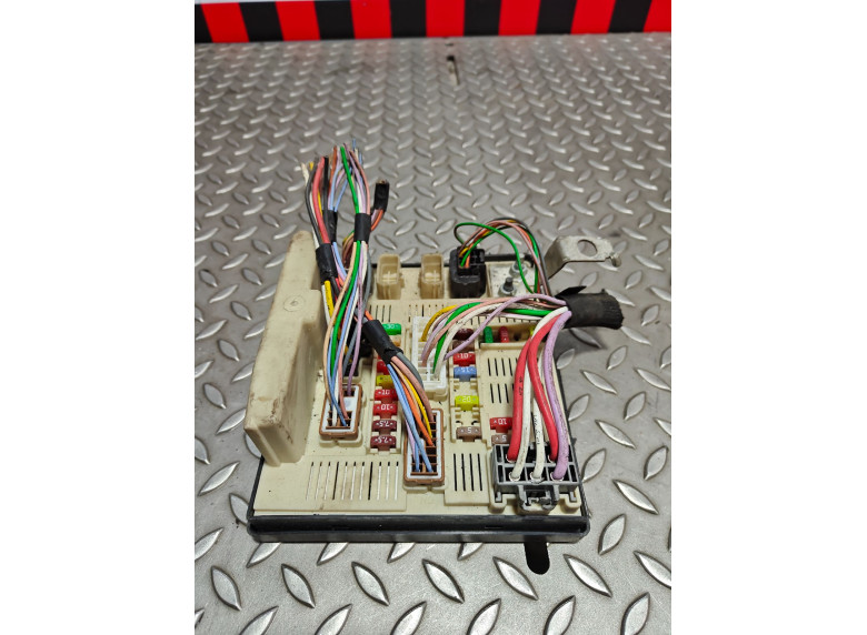 Блок предохранителей к Renault Kangoo, 2011г.