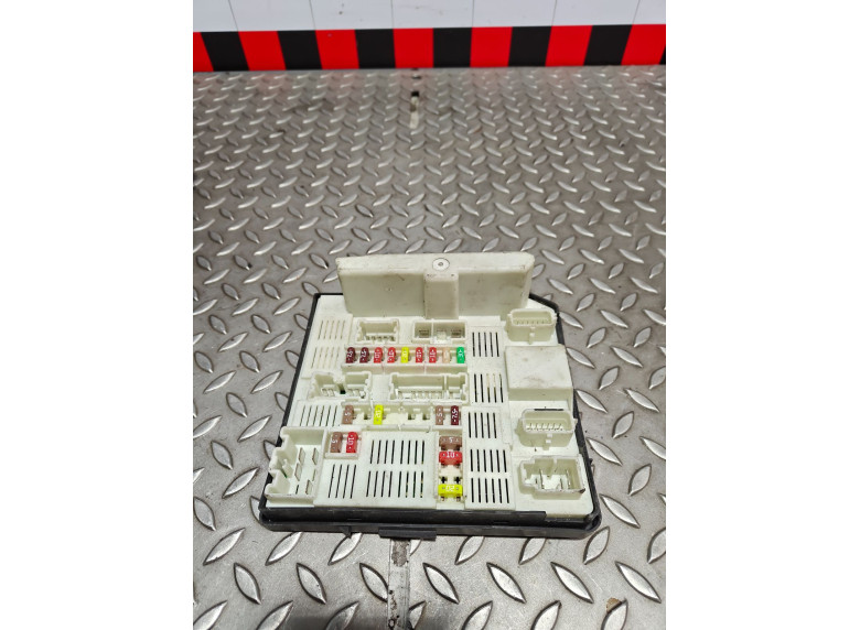 Блок предохранителей к Renault Master, 2011г.