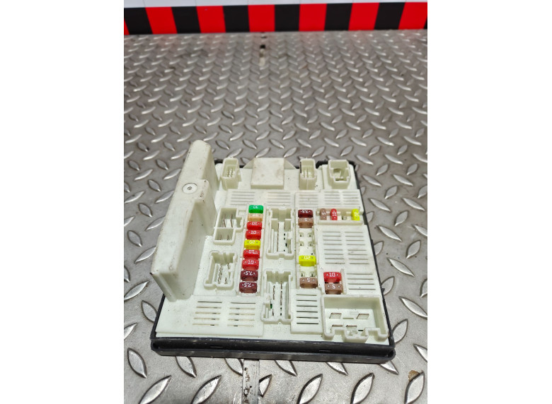 Блок предохранителей к Renault Master, 2011г.