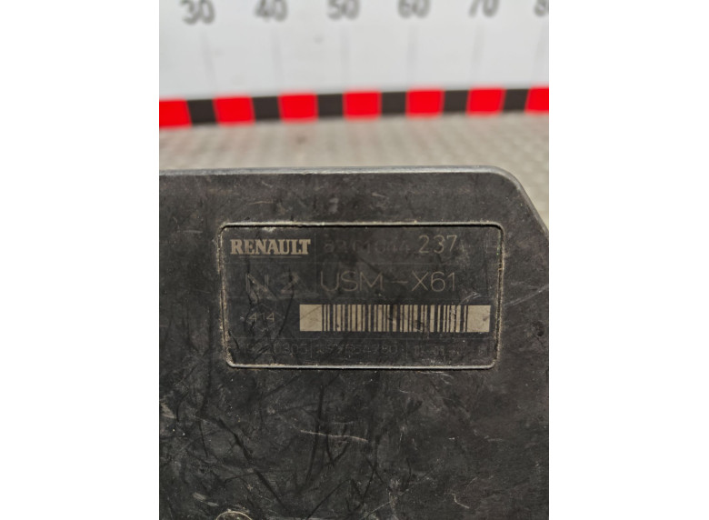 Блок предохранителей к Renault Kangoo, 2010г.