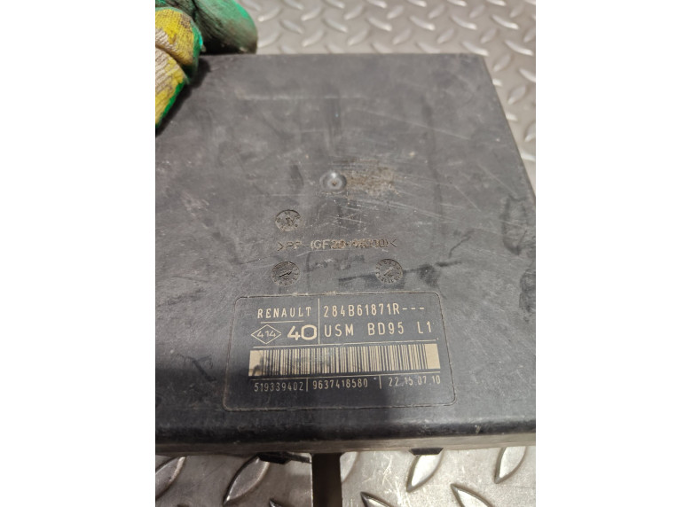 Блок комфорта к Renault Megane, 2010г.