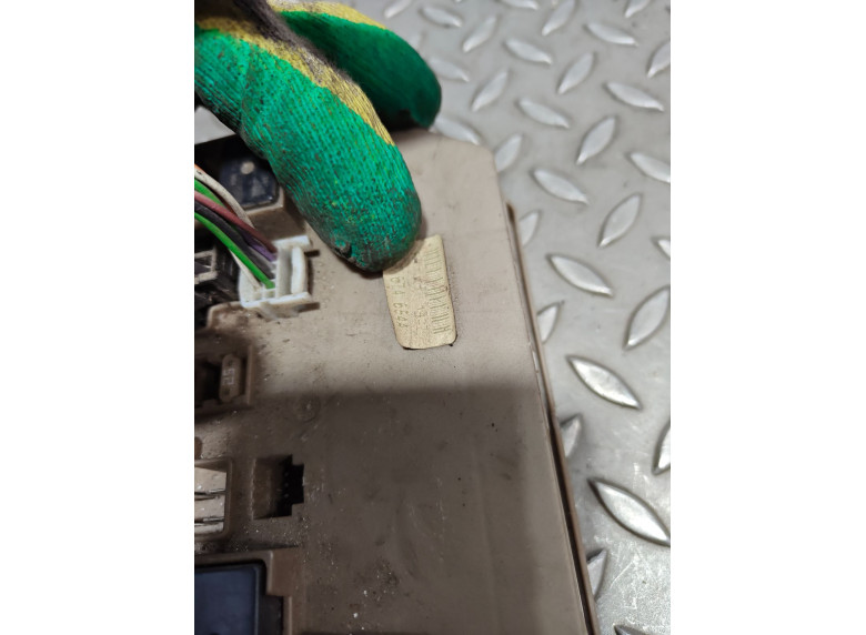 Блок предохранителей к Renault Koleos, 2010г.