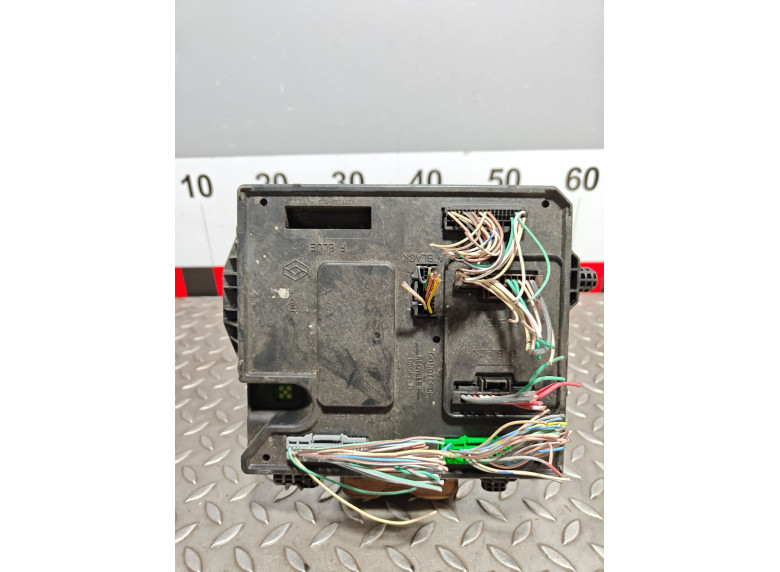 Блок комфорта к Renault Scenic, 2012г.