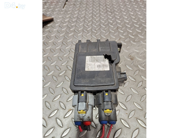 Блок управления аккумулятором (АКБ) к Renault Laguna 2009 г.