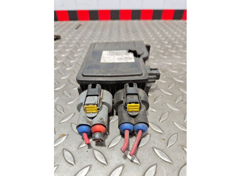 Блок управления аккумулятором (АКБ) к Renault Laguna, 2009г.