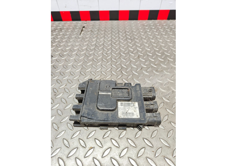 Блок управления аккумулятором (АКБ) к Renault Megane, 2010г.