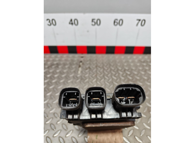 Блок управления аккумулятором (АКБ) к Renault Megane, 2009г.