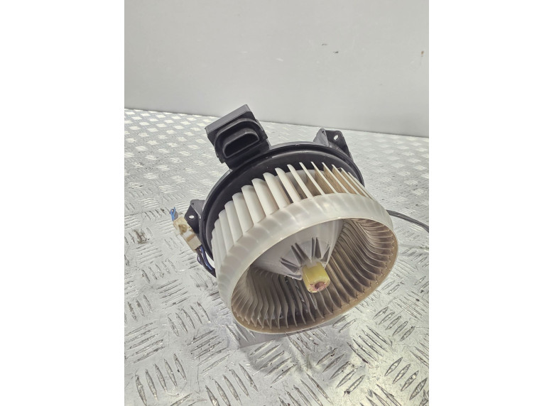 Моторчик печки к Mazda CX9, 2007г.