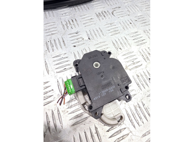 Моторчик заслонки печки к Mazda CX9, 2007г.