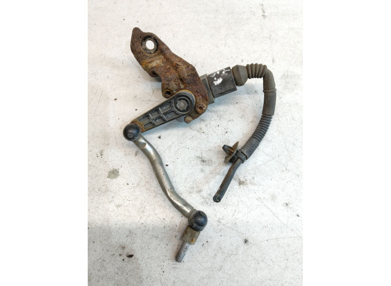 Датчик положения подвески к Audi A4, 2008г.