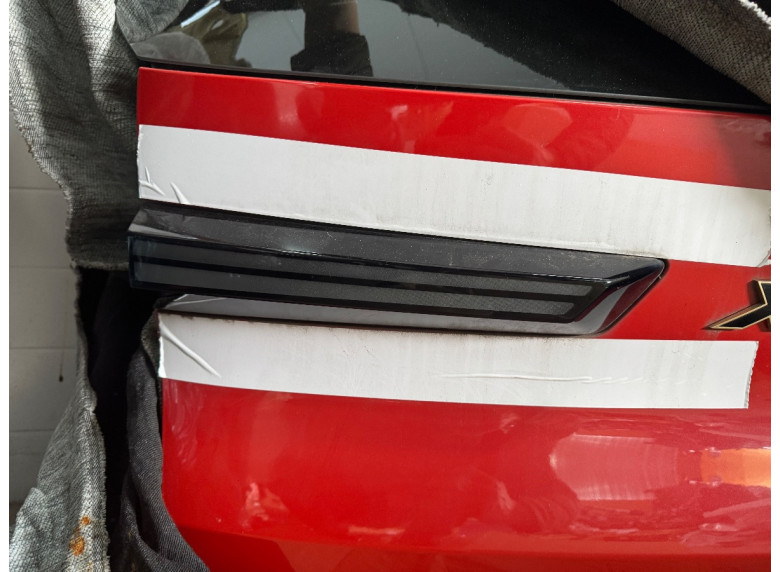 Фонарь крышки багажника левый к BMW XM G09, 2023г.